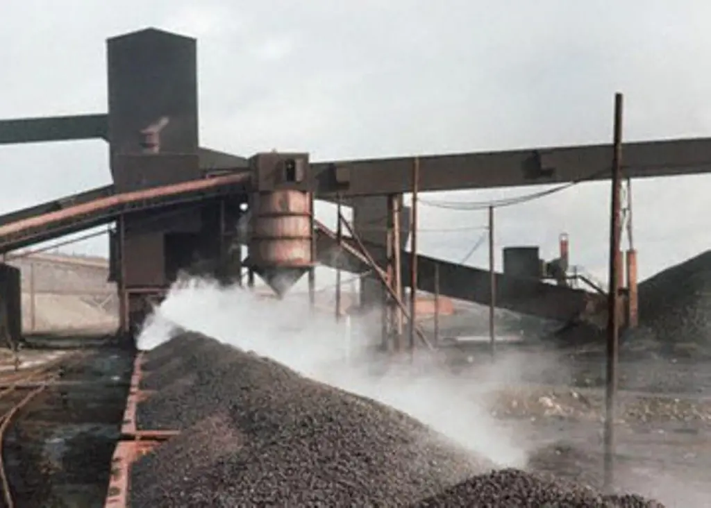 Karnataka iron ore shipments have been banned at ports in the region