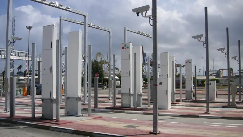 The scanning gates at Valencia have been implemented alongside a new clearance system