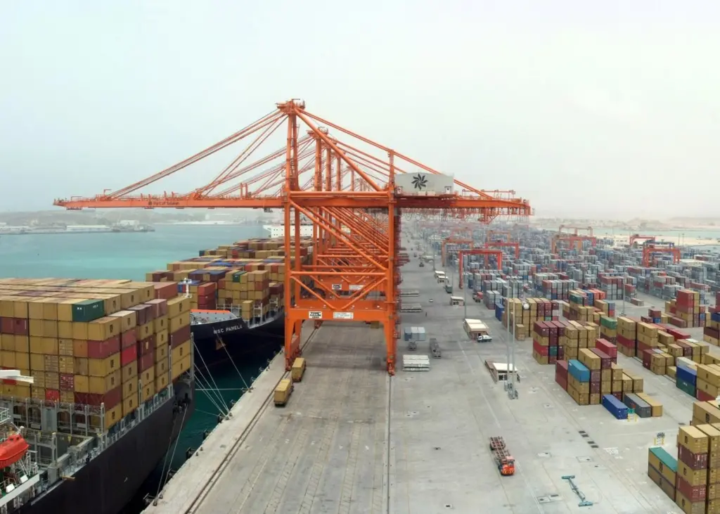 Salalah wants transhipments to stick