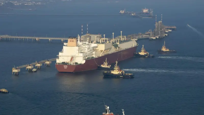Port Strategy:LNG facilities mean that Milford Haven must be fully prepared in an emergency