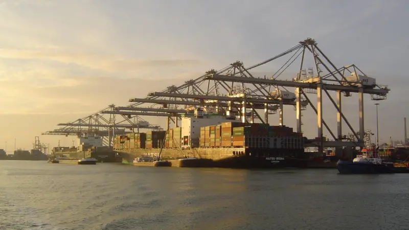 Rotterdam has begun screening ships from Japan for radiation contamination