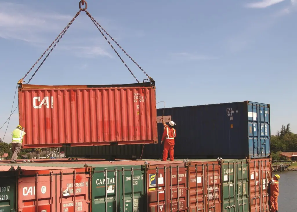Environmental issues may well force ports into co-operation, despite resistance