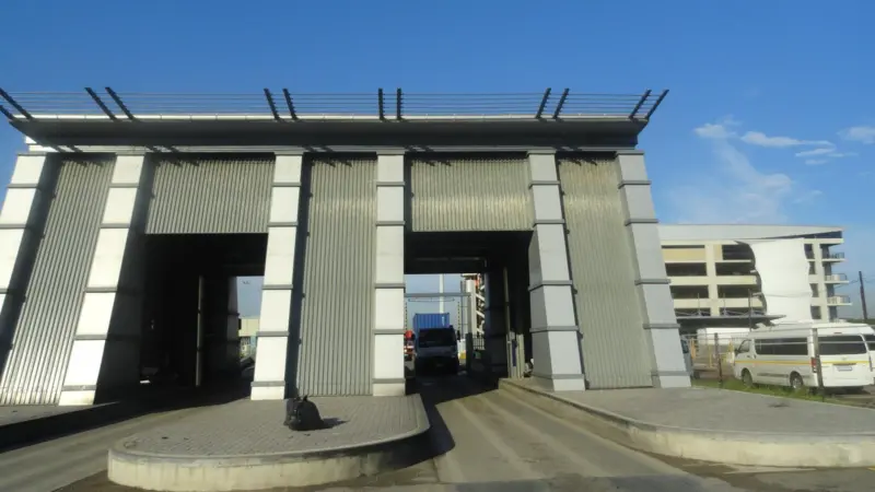 Durban is the first Transnet straddle carrier terminal to deploy OCR, RFID and in-lane swiping