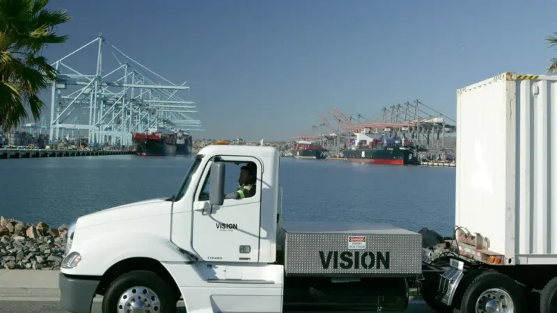 The first hydrogen-fuel cell to electric Class 8 truck is to prove its commercial viability at LA and LB