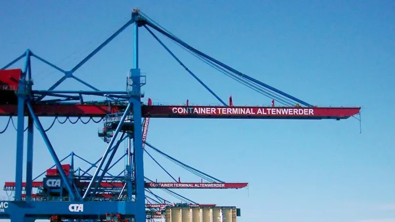 HHLA’s Altenwerder terminal is helping boost throughput