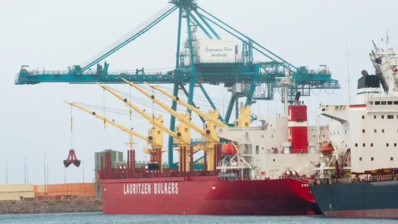 Modern bulk handling units preserve the quality of the product but demand substantial capital investments
