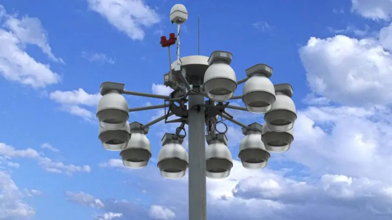 The Phocus Array on a Holophane light mast