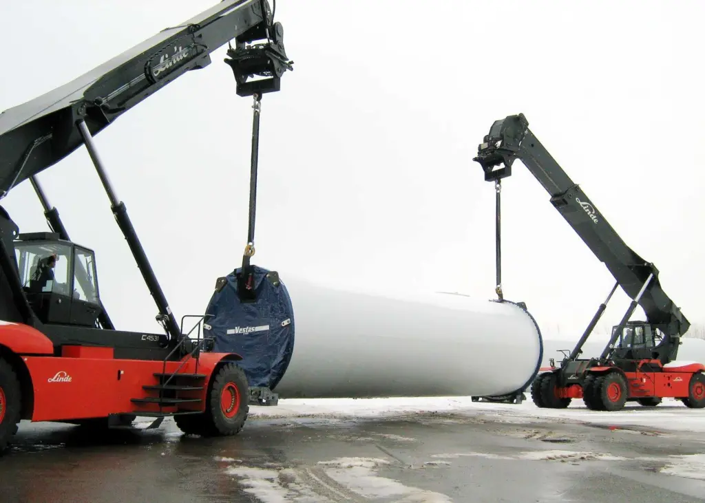 Diversification for reackstackers has given this yard 'workhorse' a new lease of life