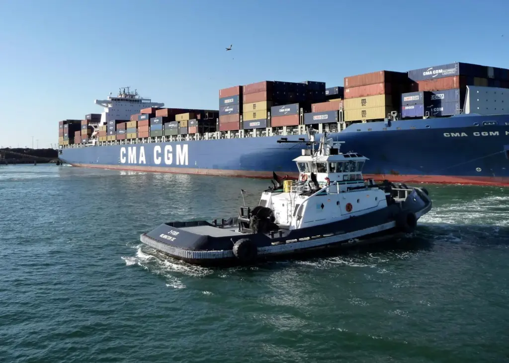 Those charged with safe handling of vessels should be involved in Marine Risk Assessments. Photo: Ingrid Taylar