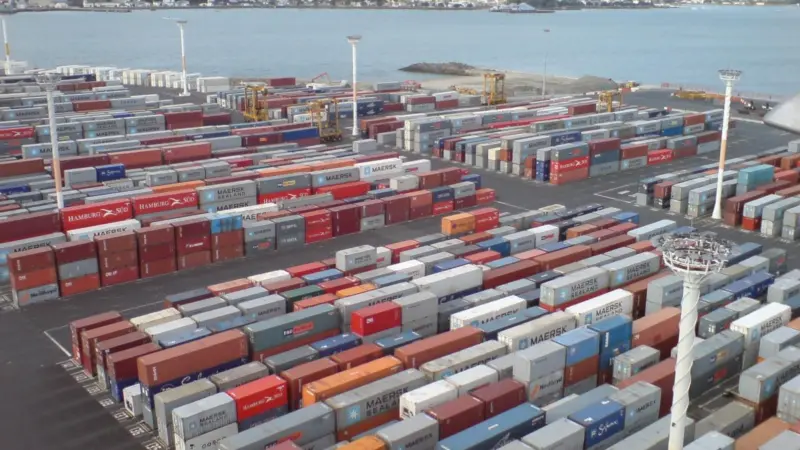 Transhipment now accounts for 25% of Auckland's total throughput
