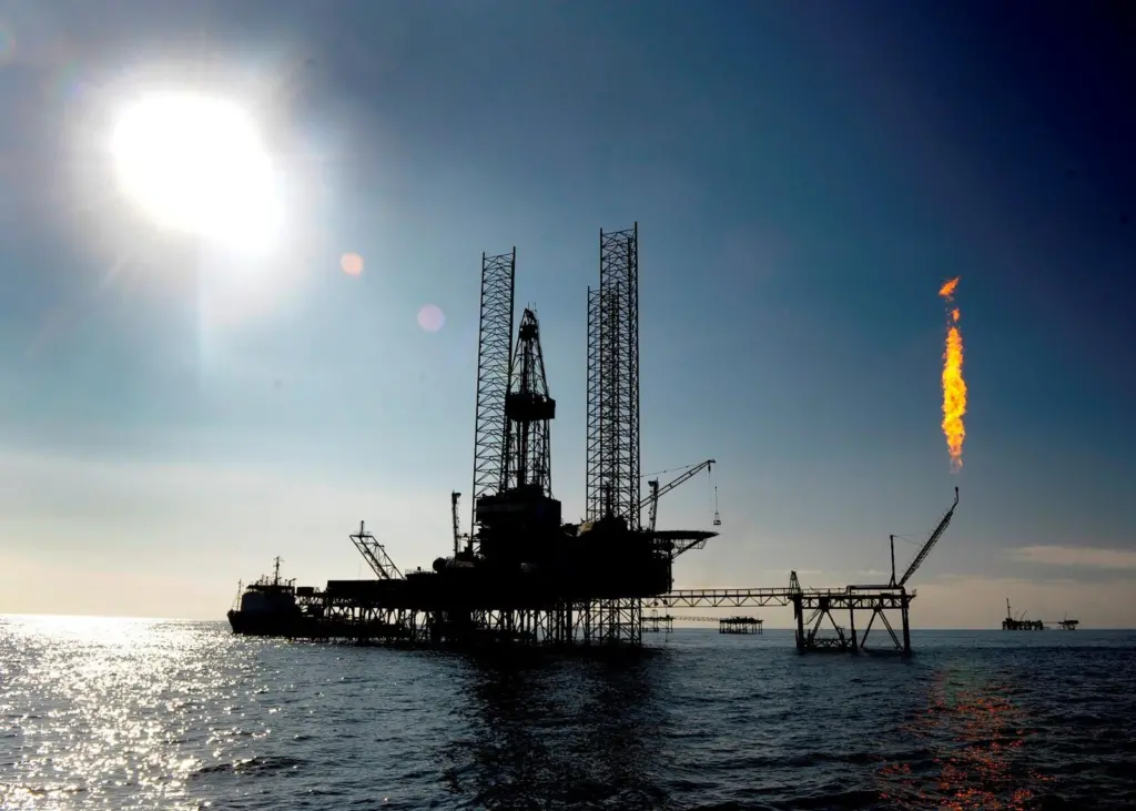 Iranian sanctions and Nigerian turmoil could further disrupt oil markets. Credit: www.dragonoil.com