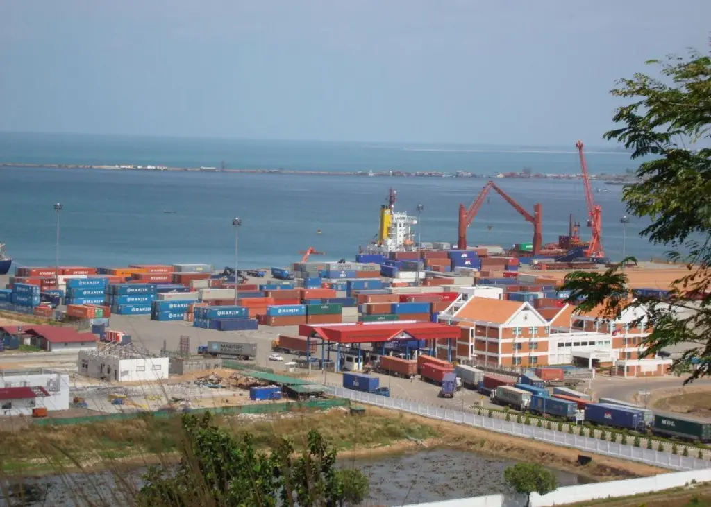 Cambodia's star port listing is a risk because of weak financial and legal systems, officials say