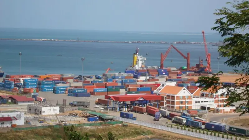 Cambodia's star port listing is a risk because of weak financial and legal systems, officials say