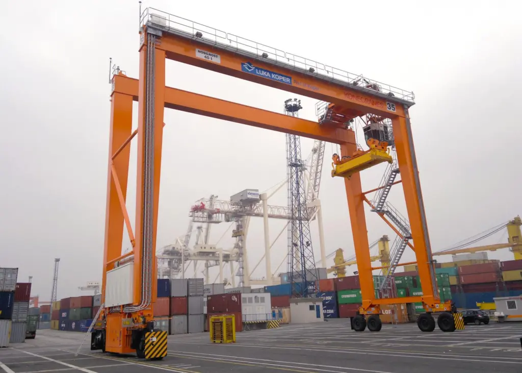 Three new Konecrane RTGs are destined for Slovenia