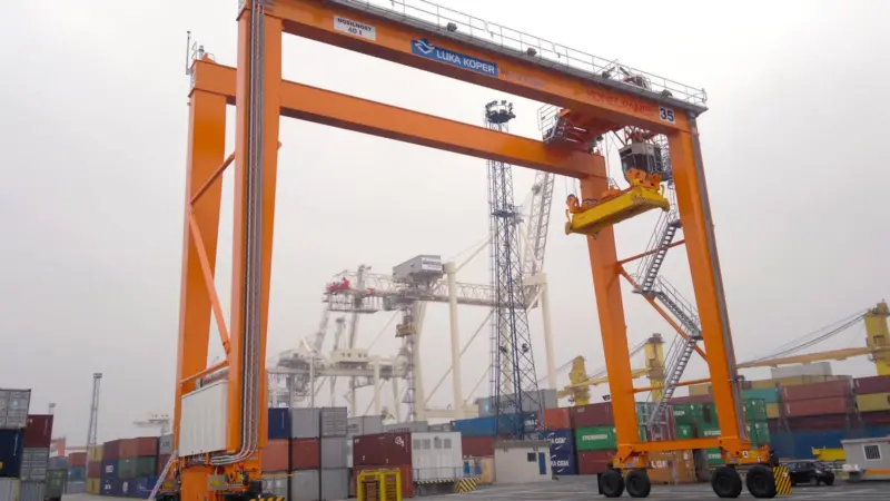 Three new Konecrane RTGs are destined for Slovenia