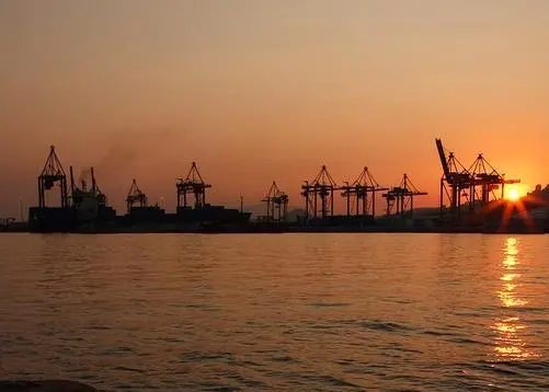 Sealed EC port concessions, including that of Piraeus, will avoid the incoming legislation. Credit: Pavlos