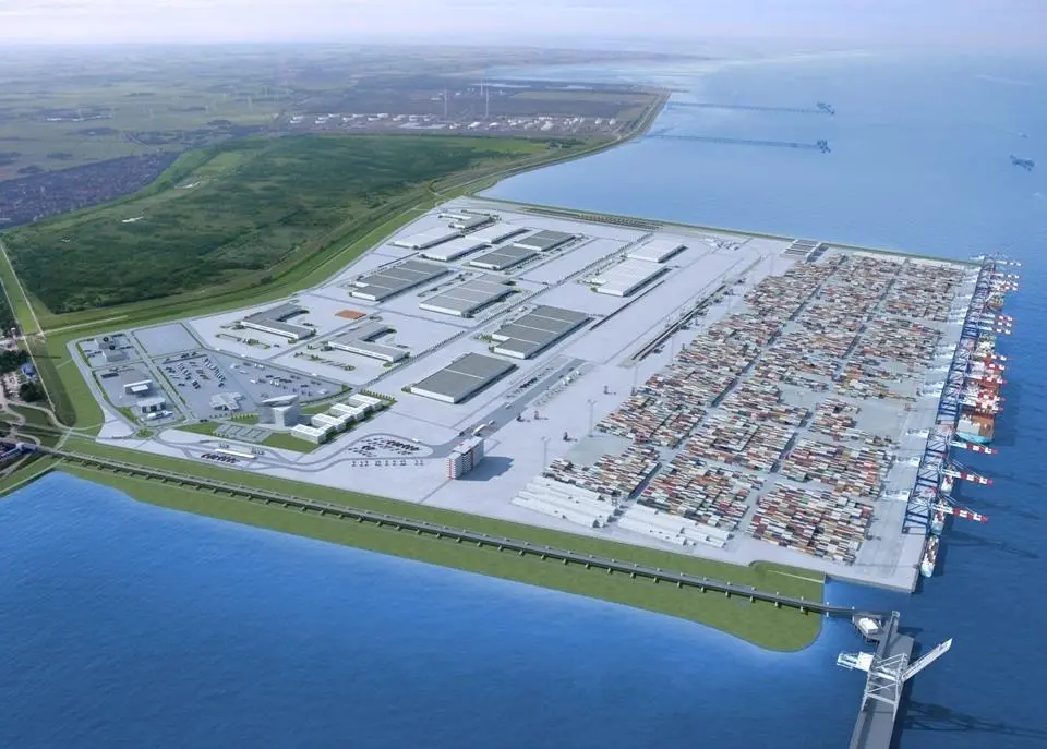 JadeWeser Port – cracking under the pressure?