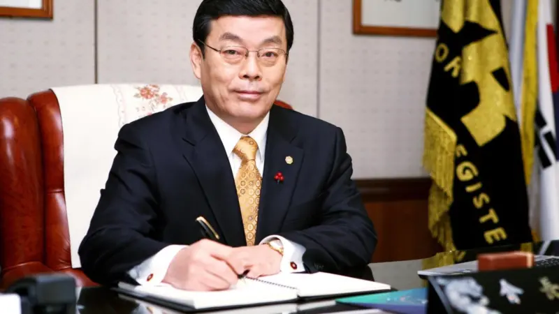 Dr Oh Kong-gyun, chairman of the Korean Register of Shipping