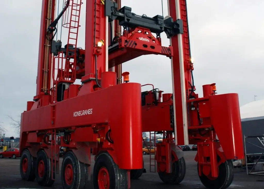 Bromma’s ship-to-shore spreaders will be equipped with the new Work Order applicaiton