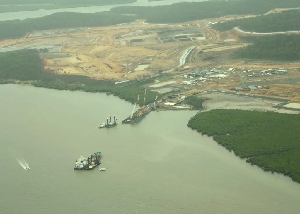Finding the right people to re-locate to remote locations like Gladstone, Queensland can be difficult. Credit: Greens MPs