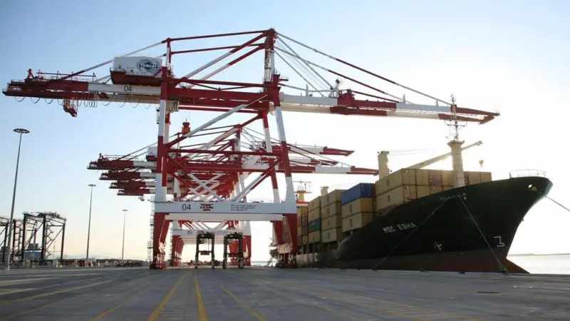 The ‘MSC Esha’ has called at Muelle Prat