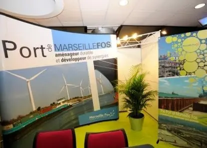 00_101763_greenport_1012_064Marseille-Fos-exhibition-stand