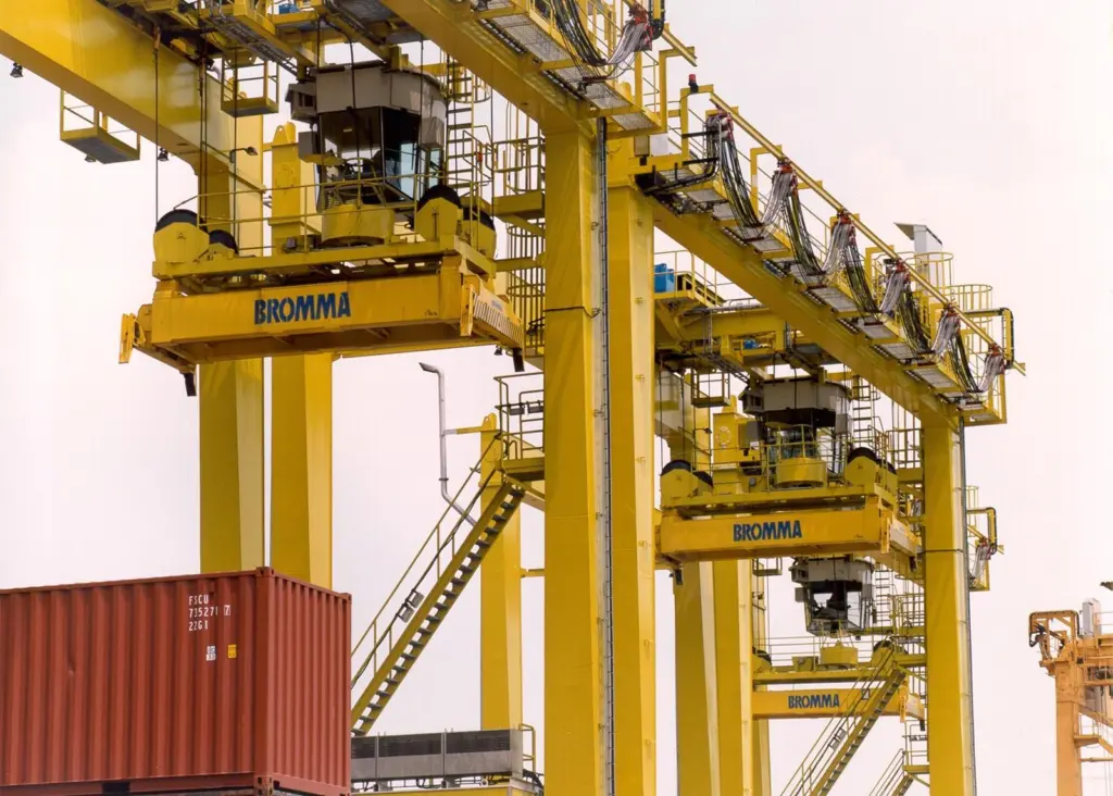 Bromma's spreaders will help to lower environmental impact at the group's container terminals