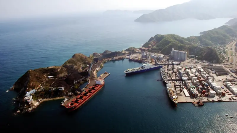 The port is a multipurpose terminal with high levels of efficiency, quality and technology that enables movement of different types of cargo