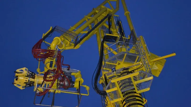 Emco's loading arms will transfer LNG to the shore based gas pipeline