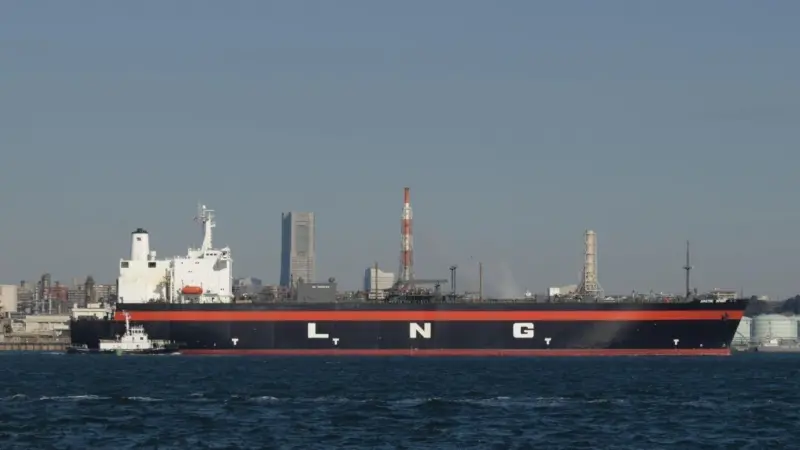 DNV is helping to mitigate the risks LNG poses to shipowners
