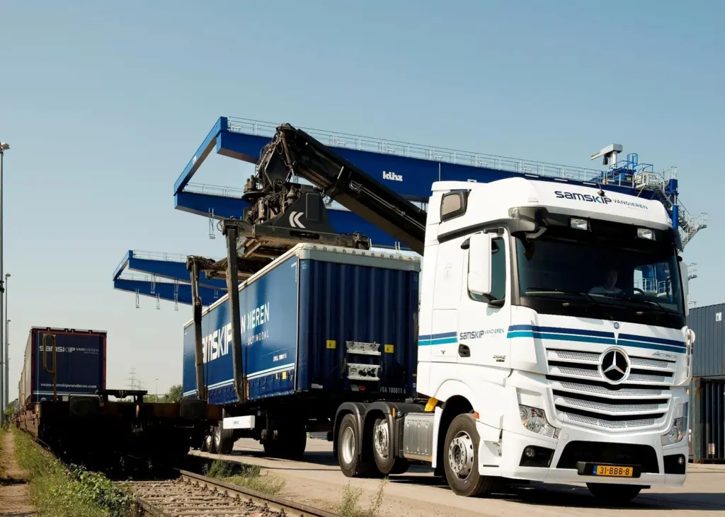Samskip Van Dieren Multimodal operates a total of 42 rail shuttles per week in Sweden
