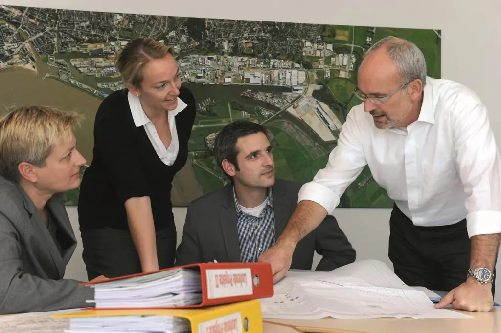 Bremenports' draws up annual training plans for each employee