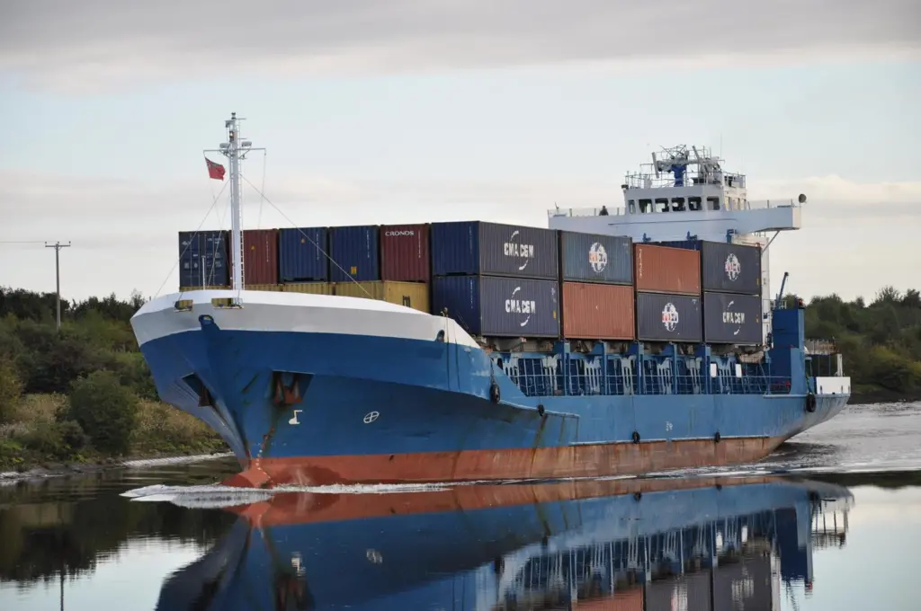Coastal Deniz Container Shuttle