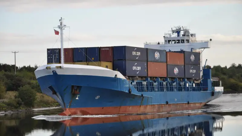 Coastal Deniz Container Shuttle