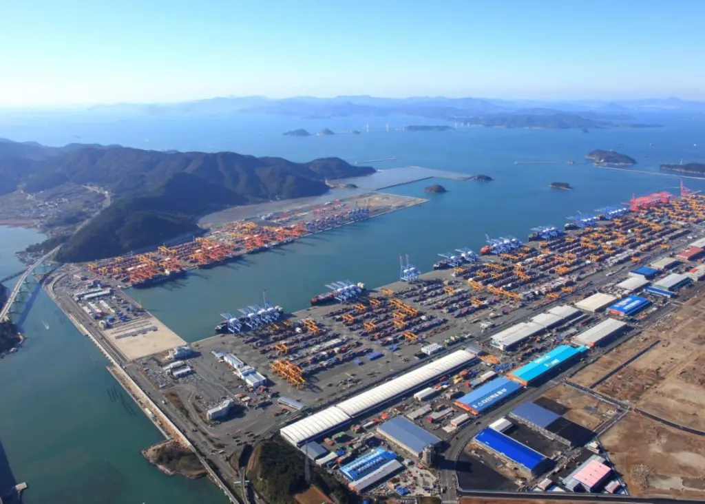 The BNCT terminal at New Port is on target for expansion