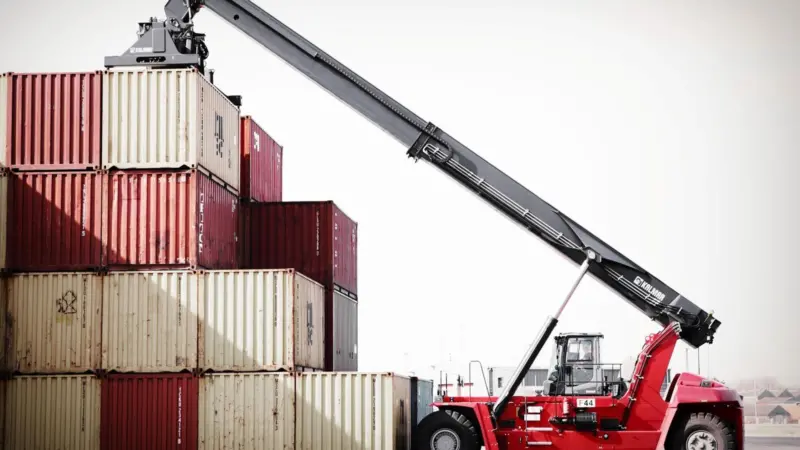 Kalmar's Gloria marks the company's 5th generation reackstacker