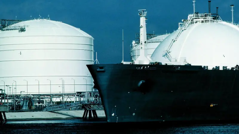 The report will identify the necessary conditions for the successful implementation of LNG