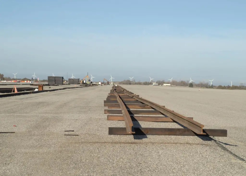 The Marco Polo rail programme aimed to shift freights from roads to rail, sea and inland waterways