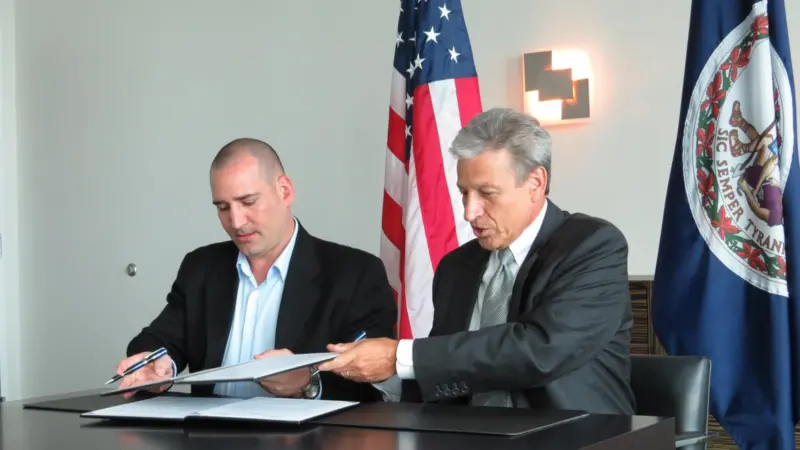 The alliance aims to boost investment and export opportunities at both ports
