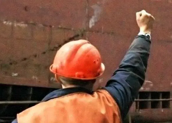Protestors are campaigning for jobs and a change in management