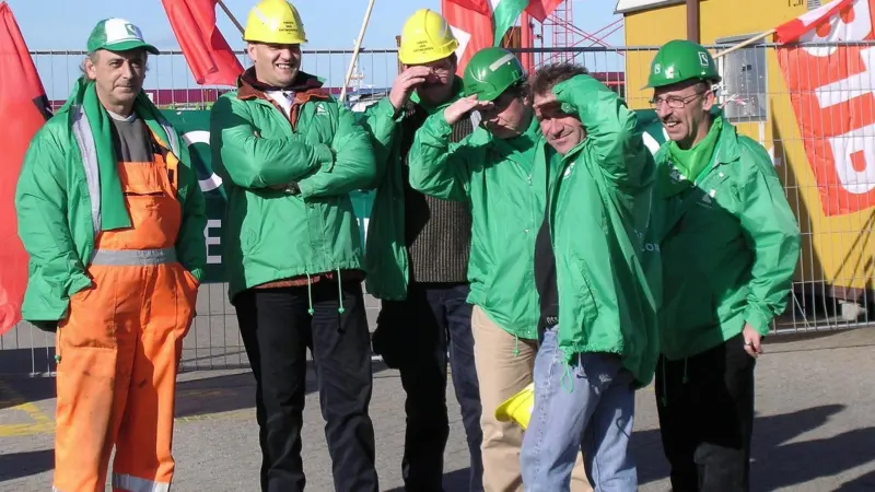 Ports must provide seafarers with information about facilities open to the general public in ports of call. Credit ITF