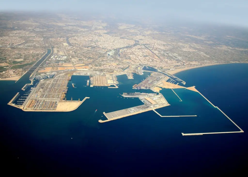 Valencia's new infrastructure has been financed through both external and internal investment
