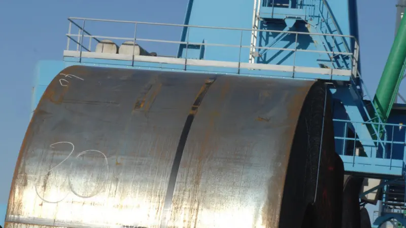 The local steel plant keeps Marseille Fos busy
