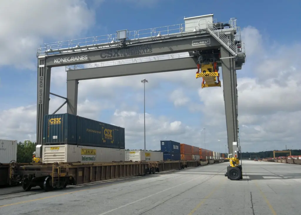 Each RTG has a lifting capacity of 50 tonnes