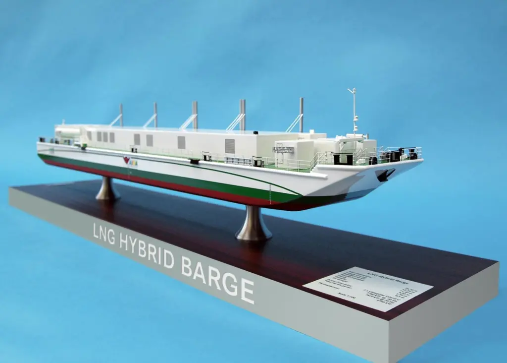 The LNG hybrid barge will enable the Port of Hamburg to provide cold ironing power to cruise ships
