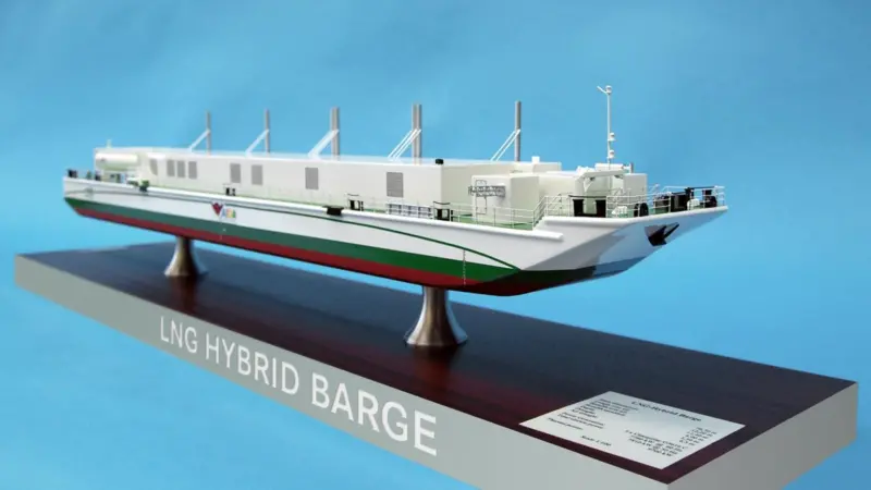 The LNG hybrid barge will enable the Port of Hamburg to provide cold ironing power to cruise ships