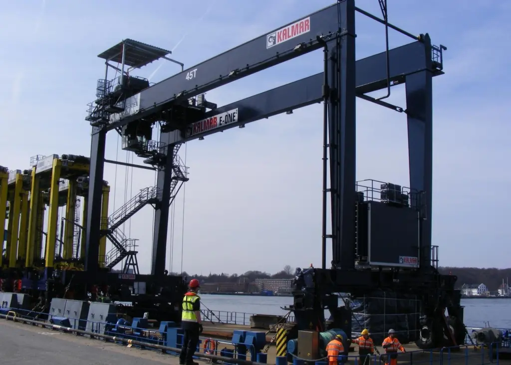 Kalmar's hybrid E-One2 RTGare set to boost container handling capacity