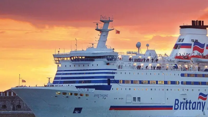 The new vessel will replace the 30-year-old 'Bretagne'