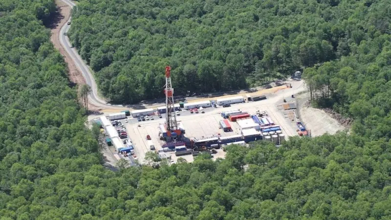 Hydraulic fracturing in the US could have a large impact on trade routes and shipping networks. Credit: The Downstream Project via LightHawk