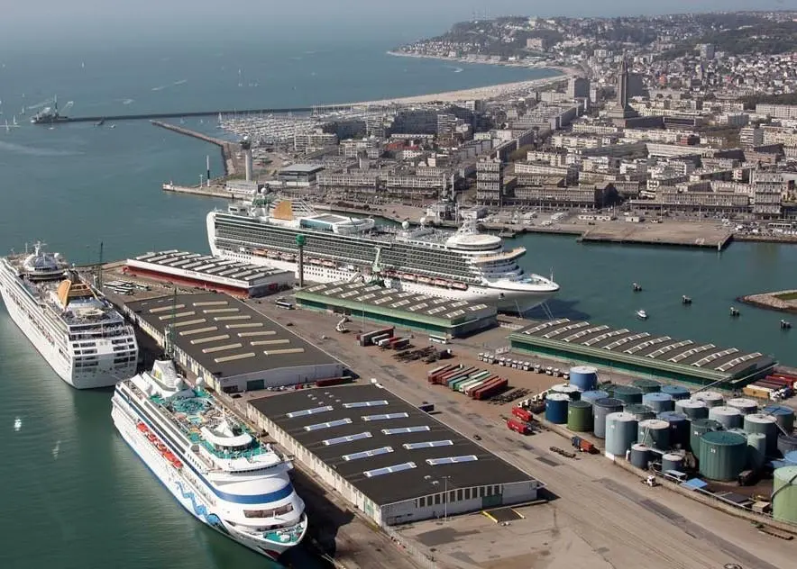 More than 90% of indirect economic impacts of ports like Le Havre are taking place in other regions. Photo: Port of Le Havre
